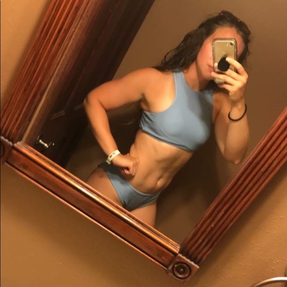 Blue halter top ribbed bikini - Picture 4 of 4